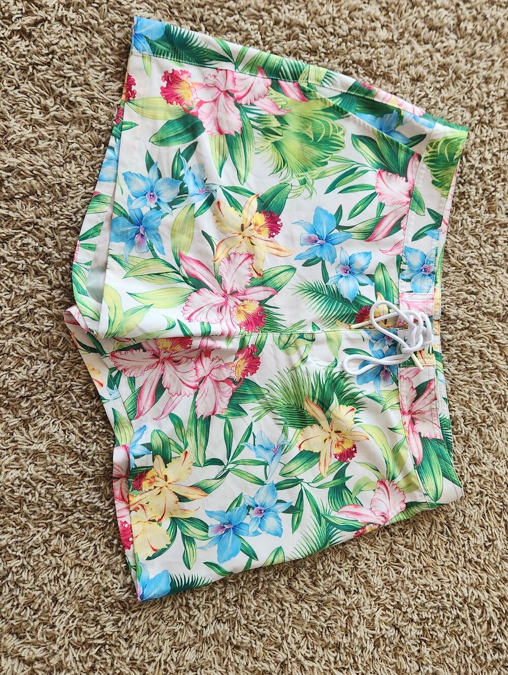 Tommy Bahama Floral Shorts L
